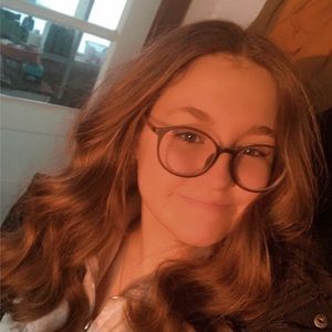 Meet your Posher, Lillian